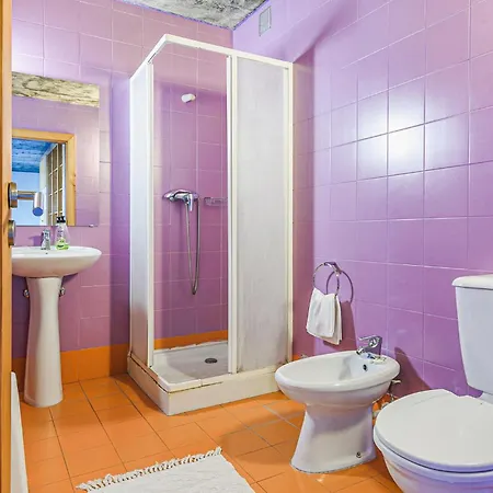 Appartamento 1 Bedroom Awesome In Freixo De Espada C