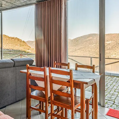 Appartamento 1 Bedroom Awesome In Freixo De Espada C Freixo de Espada à Cinta