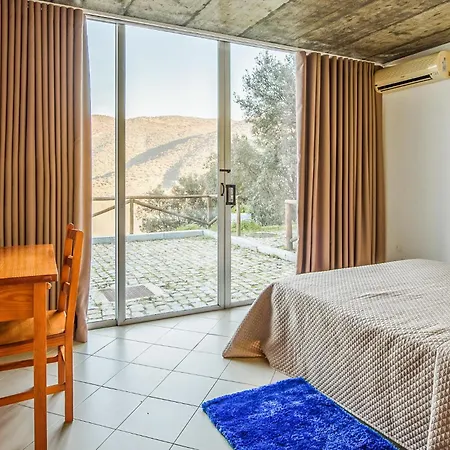 1 Bedroom Awesome In Freixo De Espada C Appartamento